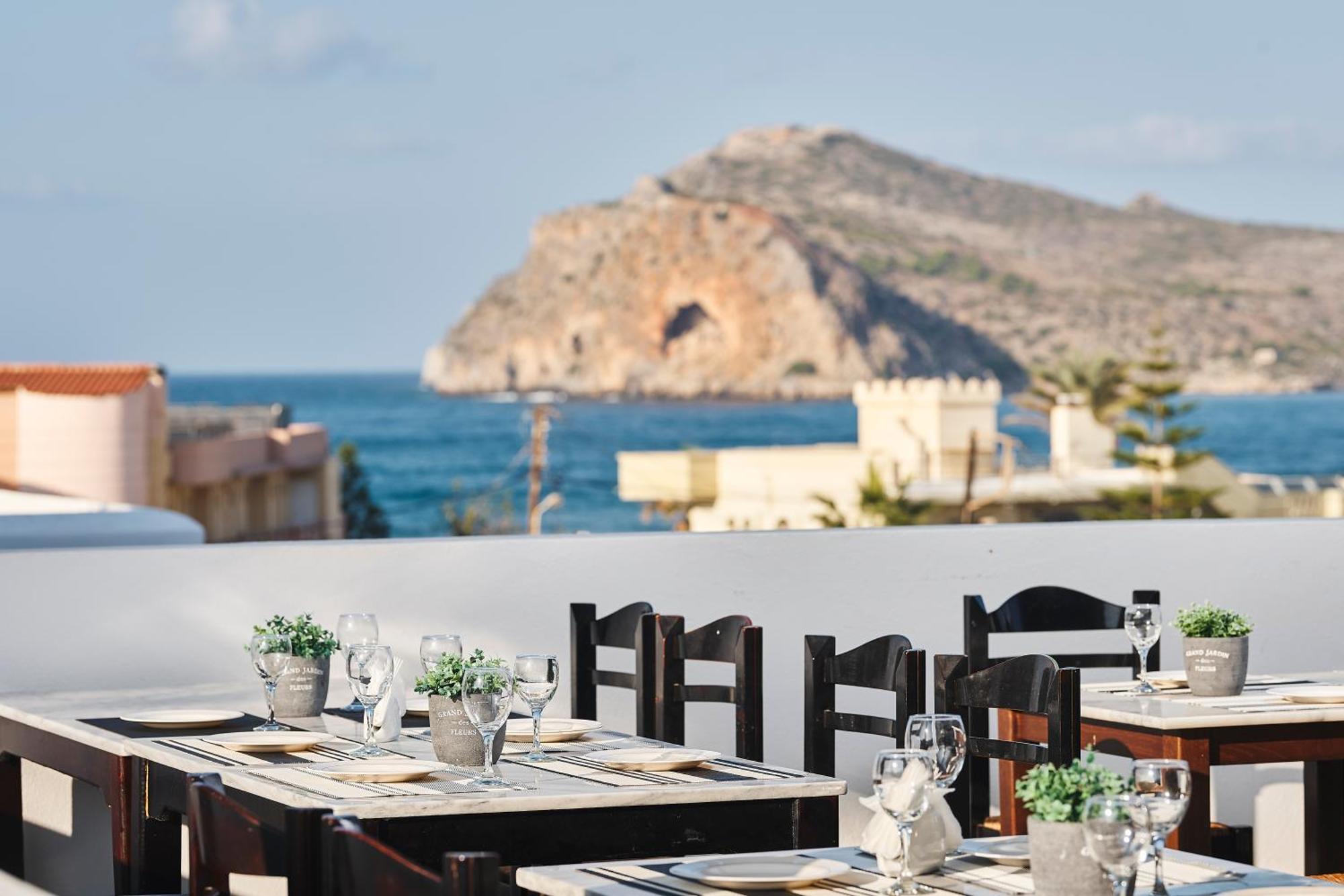 Eva Suites & Apartments Agia Marina Exterior foto