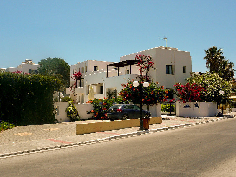Eva Suites & Apartments Agia Marina Exterior foto